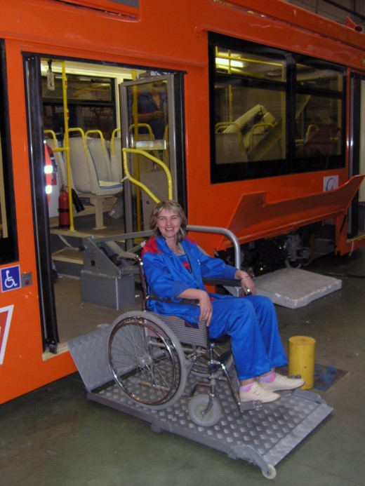 Перевозчики не имеют денег на транспорт для инвалидов