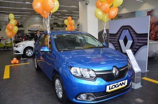 Дни нового Renault Logan 2014 прошли во всех салонах Петровского Автоцентра