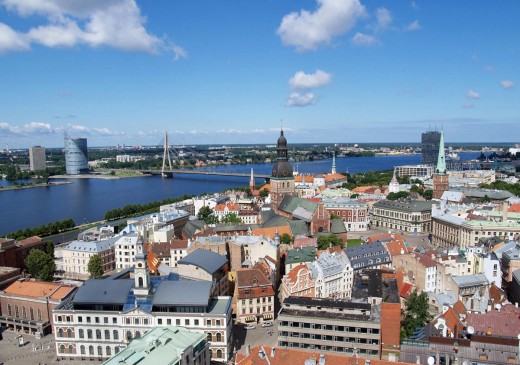 Латвия продолжает выдавать ВНЖ россиянам при покупке недвижимости
