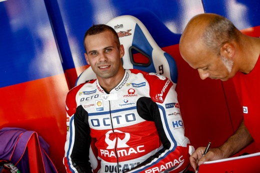 Владимир Леонов познакомился с мотоциклом команды MotoGP – OCTO Pramac Yakhnich!