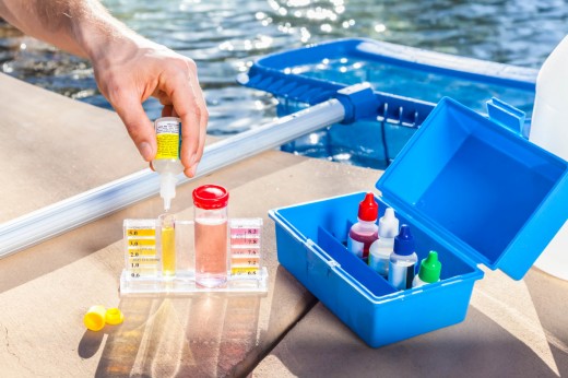 Химия для дезинфекции воды в бассейне