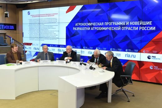 Круглый стол «Космос начинается с земли» прошел в пресс-центре «Россия сегодня»