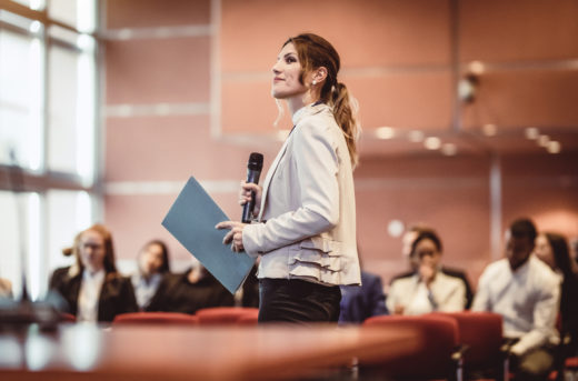 Курсы ораторского мастерства - ключ к развитию личности и преуспеванию