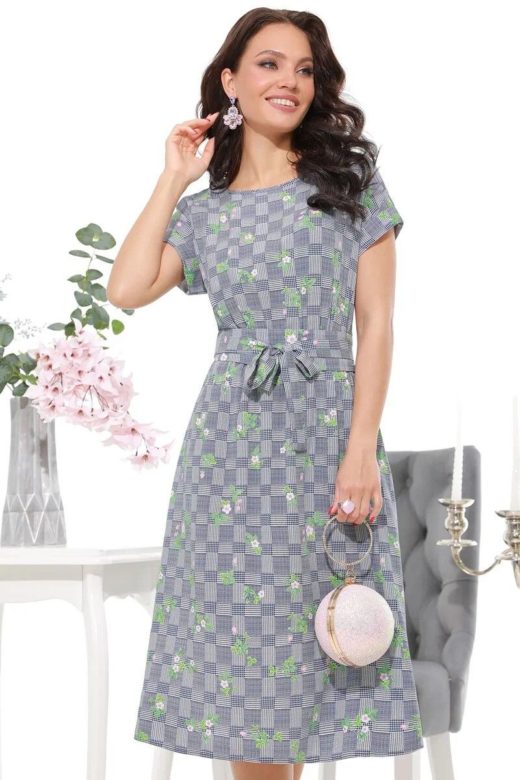 Платье с цветочным принтом – весна в вашем гардеробе