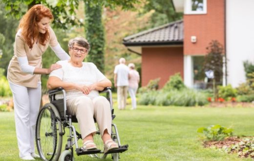 Как выбрать пансионат: главные критерии, вопросы и красные флаги