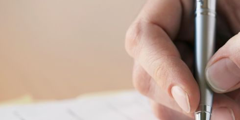 Топ-3 излюбленных аферистами способа отъема жилья по поддельным распискам