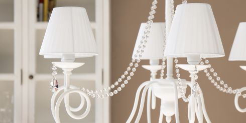 Где купить хорошую люстру?