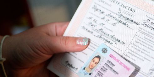 Можно ли получить права без автошколы