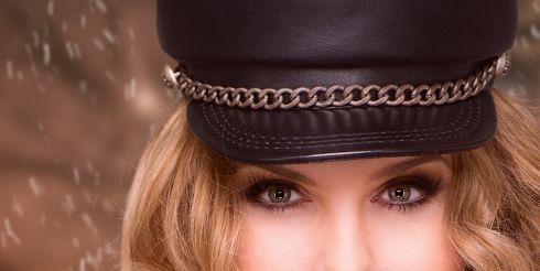 Певица Варвара представляет зимнюю «Метель»