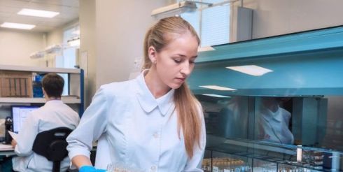 Где лучше сдавать анализы, или Почему стоит обращаться в ДНКОМ лабораторию