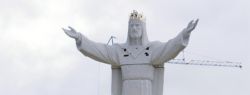 Самая высокая статуя Иисуса Христа возведена.