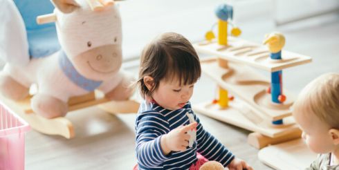 Сколько игрушек нужно малышу