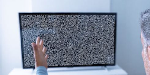 Как определить — ремонтировать телевизор или покупать новый?