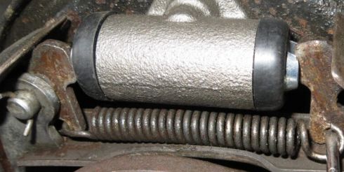 5 мифов о тормозных цилиндрах, в которые до сих пор верят даже продавцы