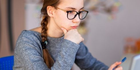 Гибридная подготовка к ЕГЭ: как сочетать школьную программу с дополнительными занятиями