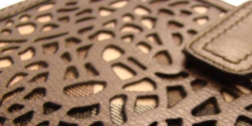 Деньги любят дорогие кошельки