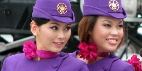 Гонконгские стюардессы будут изучать кунг-фу