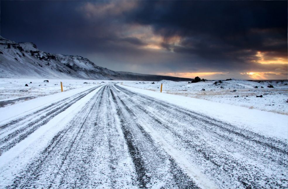 Опасная дорога в Исландии
