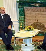 Лукашенко ничего не собирается выпрашивать у России