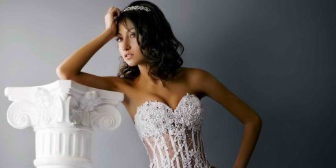 Какие свадебные платья в моде в 2012 году?