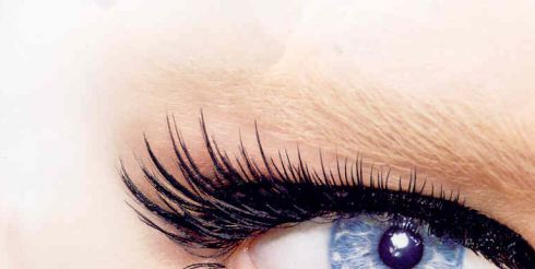 Как красить ресницы и как выбрать тушь?