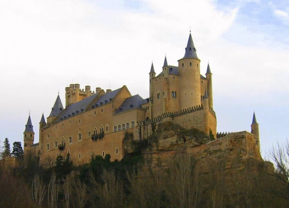 Замок Альказар, Испания