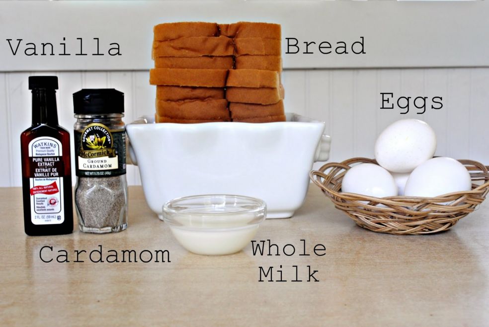 Экстракт ванили, кардамон, тостовый хлеб, яйца, молоко