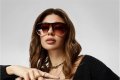 Как выбрать женскую сумку Guess